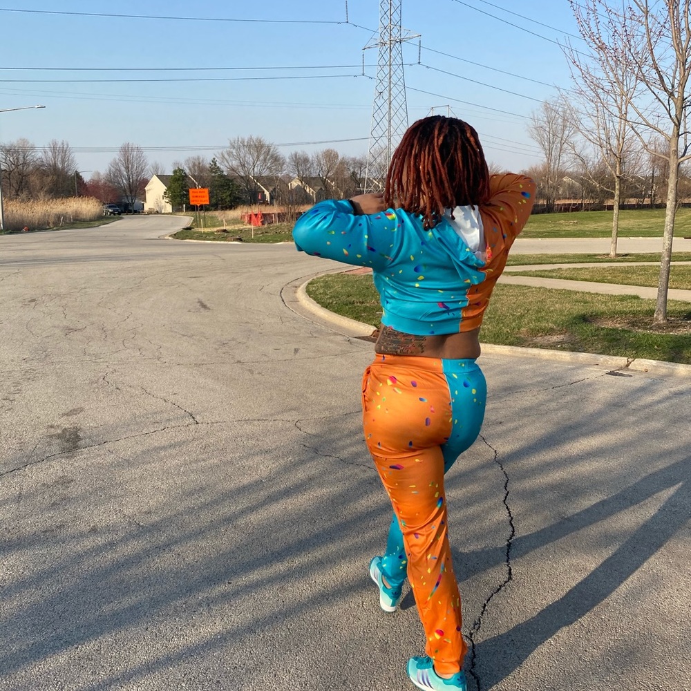 Jogger Set - Picture 4 of 4